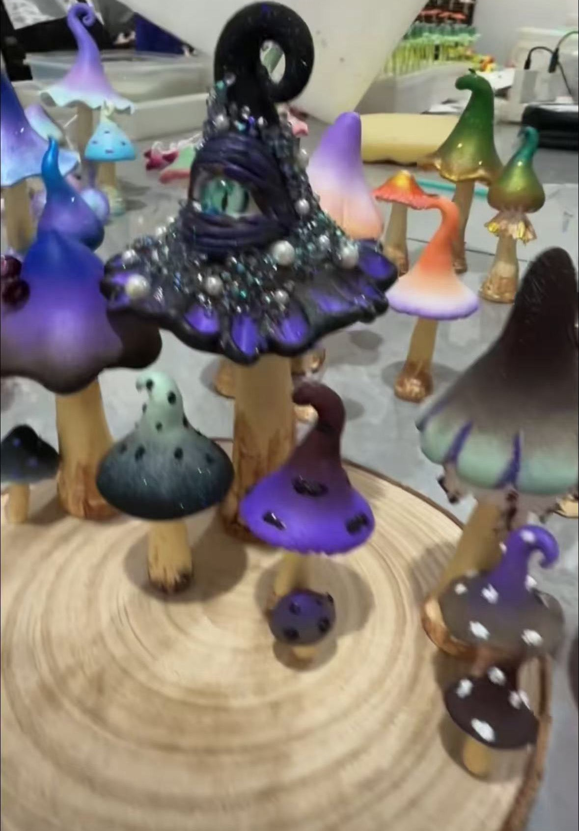 Mushroom Terrarium DIY Kit | Dark Shield Series